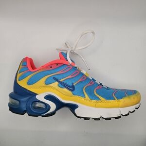 Nike Kids Blue and Yellow Sneakers